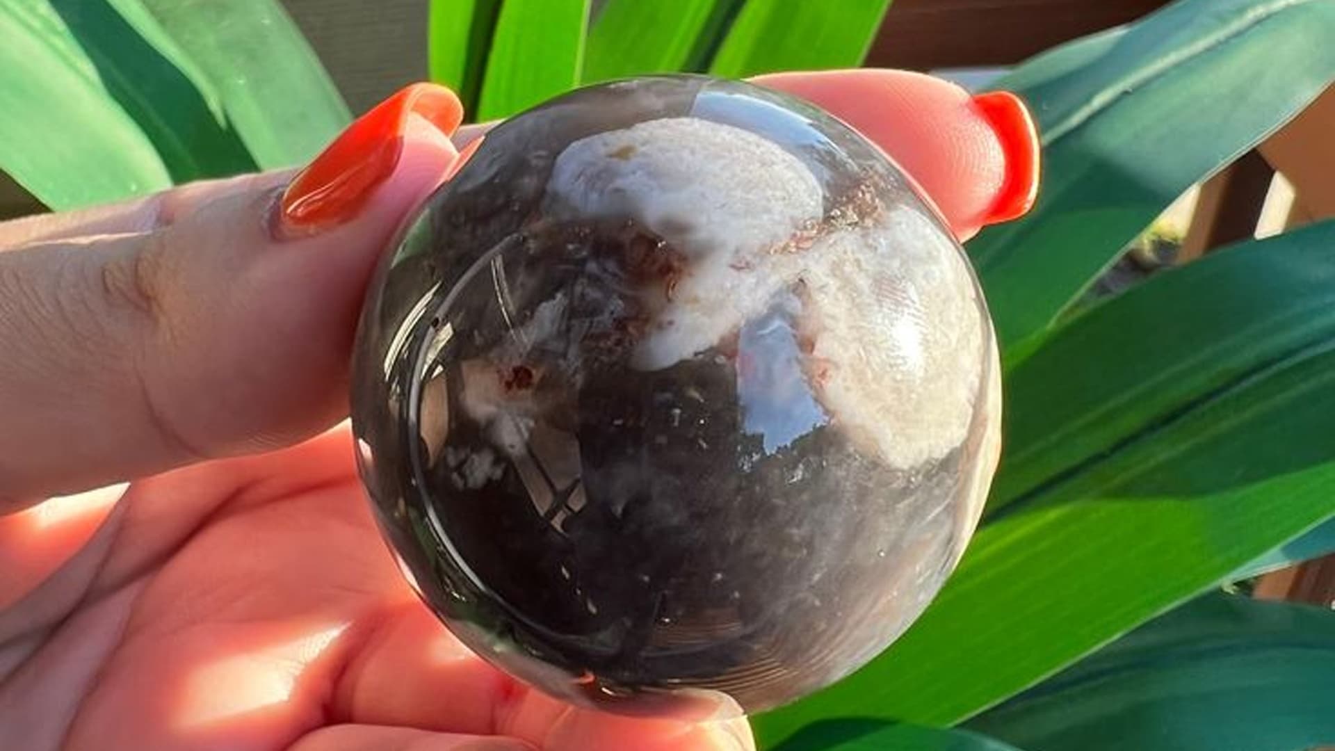 Discovering Sakura Agate: What It Is and Its Incredible Benefits